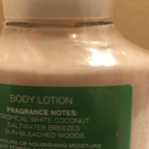 NWT Bath & Body Works Waikiki Beach Coconut Body Lotion 8 oz retired from BBW - Picture 4 of 6